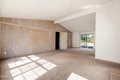Unlock the possibilities with this rare duplex-zoned property in - photo 37