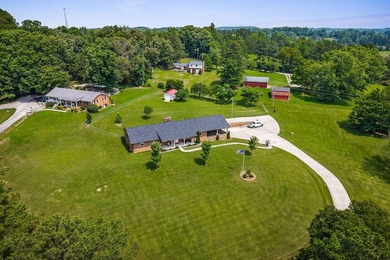 Welcome to 1069 McGregor Ln, a sprawling 3,894-sq.-ft home - photo 38