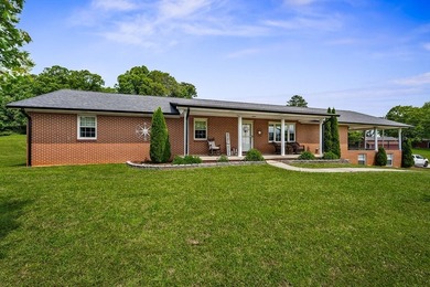 Welcome to 1069 McGregor Ln, a sprawling 3,894-sq.-ft home - photo 42