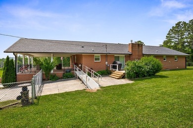 Welcome to 1069 McGregor Ln, a sprawling 3,894-sq.-ft home - photo 43
