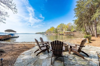 Magnificent lakefront retreat with private pier only an hour - photo 44