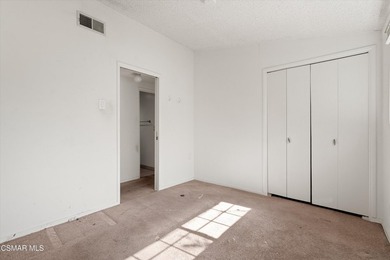 Unlock the possibilities with this rare duplex-zoned property in - photo 48
