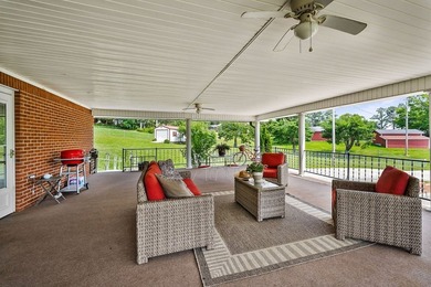 Welcome to 1069 McGregor Ln, a sprawling 3,894-sq.-ft home - photo 50