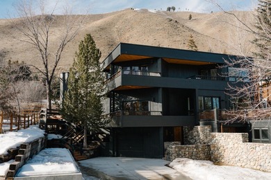 Big Wood River Townhome/Townhouse For Sale in Ketchum Idaho