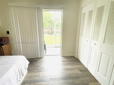 Priced to Sell !!! Spacious 1 bedroom, 1 bathroom, cozy unit - photo 3