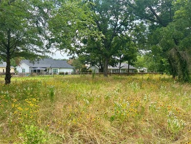Nearly half an acre in Cedar Creek Landing with beautiful - photo 3