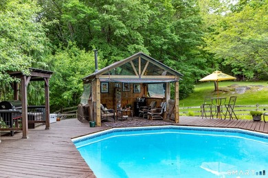 Welcome to your private rural sanctuary in scenic Warren. Tucked - photo 18