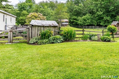 Welcome to your private rural sanctuary in scenic Warren. Tucked - photo 26