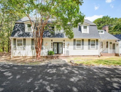 Lake Maumelle Home For Sale in Roland Arkansas