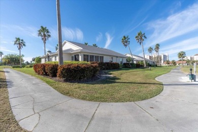 Lake Condo For Sale in Palmetto, Florida