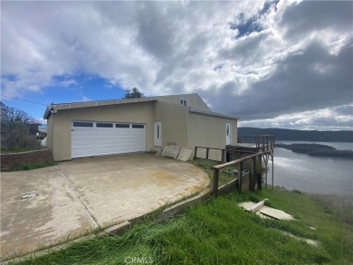 Lake Home For Sale in Clearlake Oaks, California