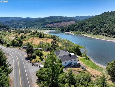 Rogue River Home For Sale in Gold Beach Oregon