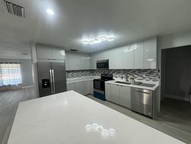Charming property located at 534 E Del Monte Avenue in Clewiston - photo 51