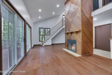 Lake Home For Sale in Bushkill, Pennsylvania
