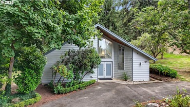 Lake Home For Sale in Sherwood, Oregon