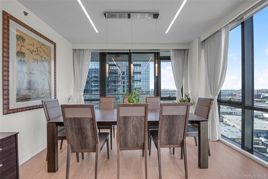 The Farrington offers refined modern living with exceptional - photo 4