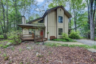 Lake Home Sale Pending in Pocono Pines, Pennsylvania