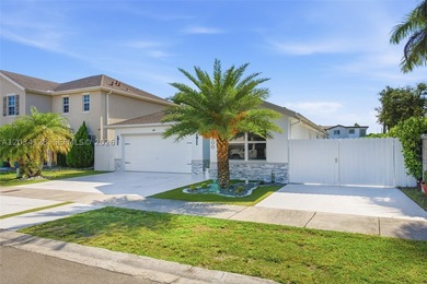 Beautifully upgraded and truly move-in ready! This exceptional - photo 9