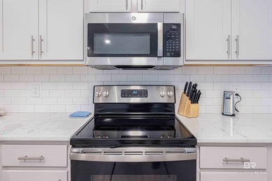 This 3 bed 3 bath condo has approximately $12,000 in upgrades - photo 14