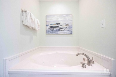 This 3 bed 3 bath condo has approximately $12,000 in upgrades - photo 22
