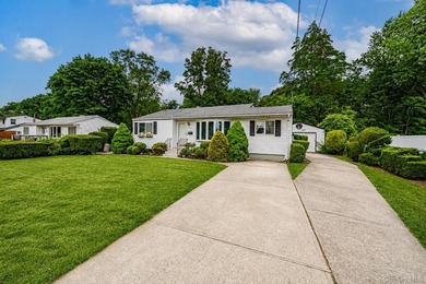 Set on an impressive 75' x 220' property in Bay Shore, this - photo 33