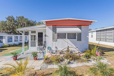 Lake Henderson Home For Sale in Inverness Florida