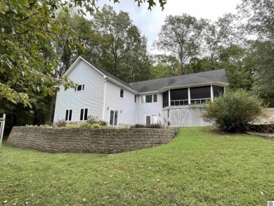 Lake Home For Sale in Cadiz, Kentucky