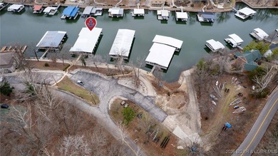 Front-row main channel views, multiple boat slips, and turnkey - photo 56