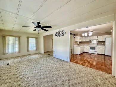 Great price improvement and you own your own land - no lot rente - photo 5