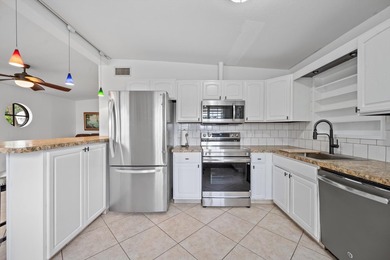 Welcome to this charming and beautifully maintained 3-bedroom - photo 4