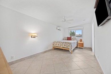 Welcome to this charming and beautifully maintained 3-bedroom - photo 8
