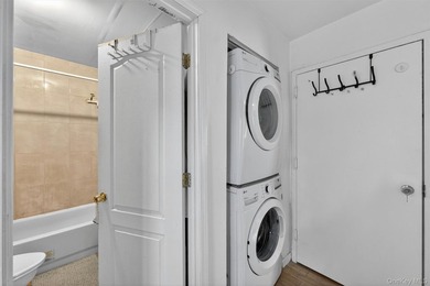 Welcome to your new home at the Parkside Condominiums Complex! - photo 12