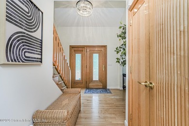 Open House 6/20 & 6/21 12-2pm. Located in the heart of Dongan - photo 23