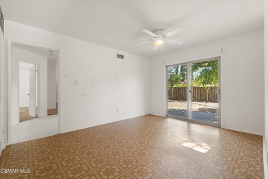 Unlock the possibilities with this rare duplex-zoned property in - photo 24