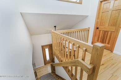 Open House 6/20 & 6/21 12-2pm. Located in the heart of Dongan - photo 26