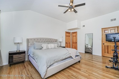 Open House 6/20 & 6/21 12-2pm. Located in the heart of Dongan - photo 29