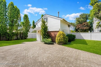 Open House 6/20 & 6/21 12-2pm. Located in the heart of Dongan - photo 44