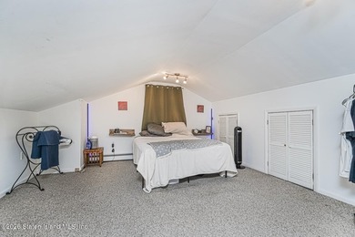 Open House 6/20 & 6/21 12-2pm. Located in the heart of Dongan - photo 50