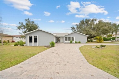 Cape Coral Lakes Area Home For Sale in Cape Coral Florida