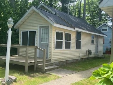 Lake Home For Sale in Houghton Lake, Michigan