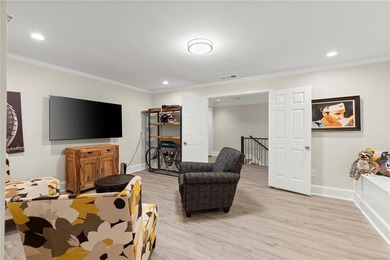 Discover this beautifully renovated custom estate, perfectly - photo 33