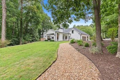 Discover this beautifully renovated custom estate, perfectly - photo 44