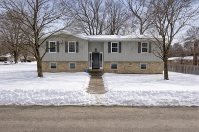 Ohio River Home For Sale in Newburgh Indiana