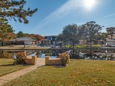 Lake Home For Sale in Arlington, Texas