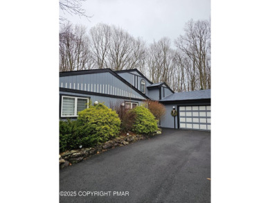 Lake Home For Sale in Pocono Lake, Pennsylvania