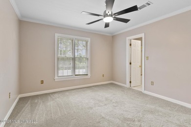 A timeless Southern estate where classic architecture meets - photo 15