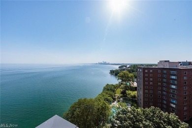 Recently remodeled throughout, this unit offers everything you - photo 19