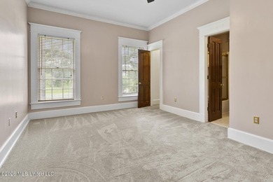 A timeless Southern estate where classic architecture meets - photo 25