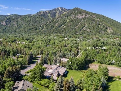 Exquisite .88 acre estate situated in the prestigious Northwoods - photo 5