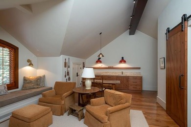 Exquisite .88 acre estate situated in the prestigious Northwoods - photo 8